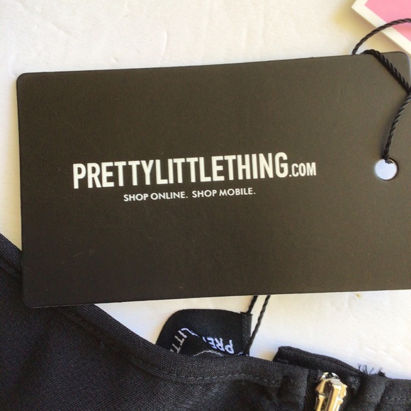 PRETTY LITTLE THING BLACK ZIP BACK CROP TOP NWT SIZE 2 - Picture 11 of 13
